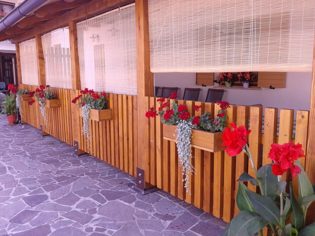 Villa Turisticna Kmetija Pri Pozarju Knezak Exterior foto